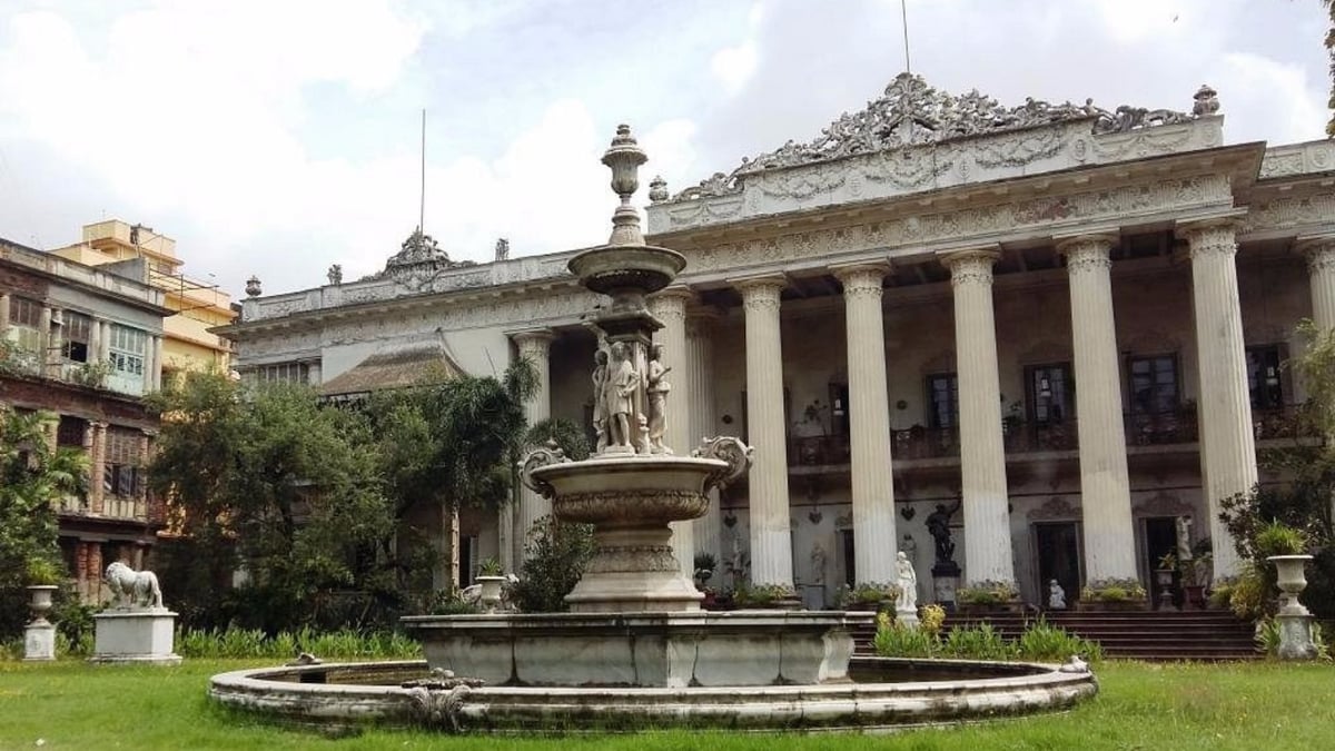 Kolkata’s Marble Palace Is A Time-Traveling Portal Into Kolkata’s Opulent Past