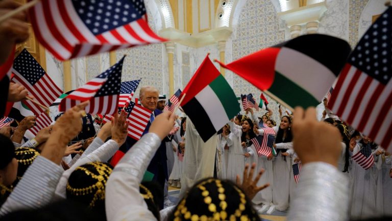 USA TodayMiddle East rolls out the red carpet for Trump's visit: See the opulence, traditionsSecurity officers roll out a red carpet on the day of the arrival of U.S. President Donald Trump at Hamad International Airport, in Doha, Qatar,….2 weeks ago